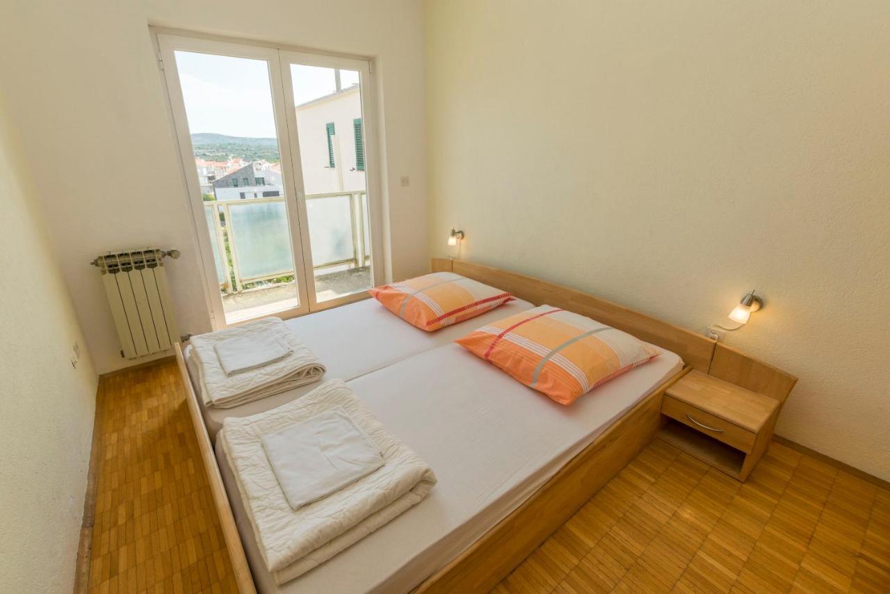 Apartments Jelka Primošten Esterno foto