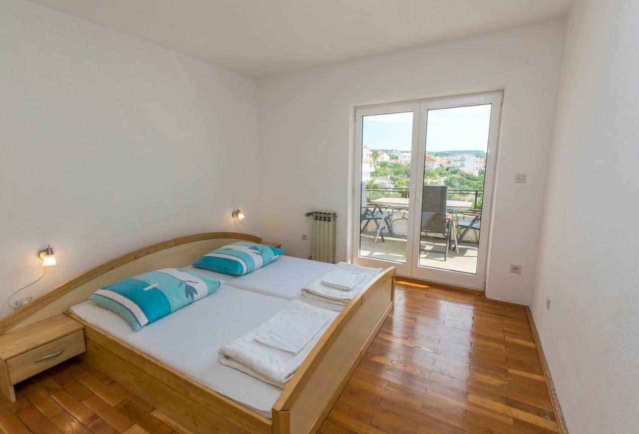 Apartments Jelka Primošten Esterno foto